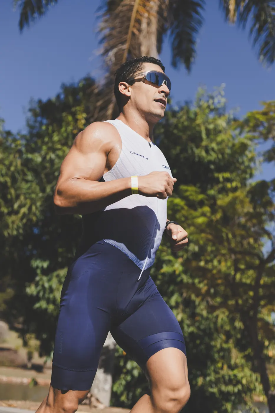 Atleta correndo durante o Desafio Force